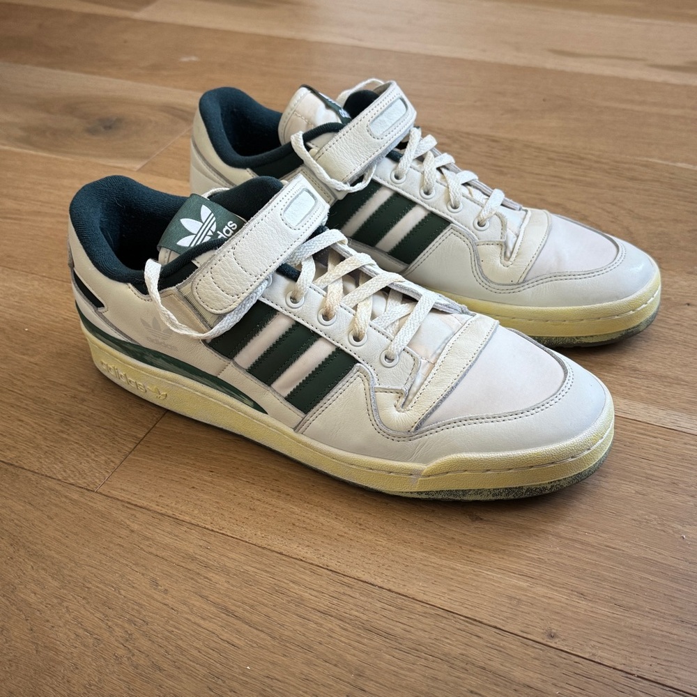 Adidas Forum 84 Low AEC Off White Dark Green Men’s size 13 barely used